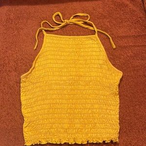 Ivy & Main crop top, Sz S